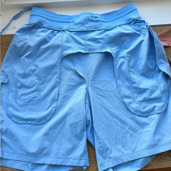 Lululemon women’s high rise Wunder Train Unlined Sky Blue Shorts Small - Picture 7 of 8